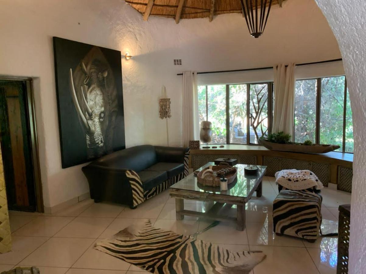 Hippomoon Lodge Game Reserve Hoedspruit Exterior foto